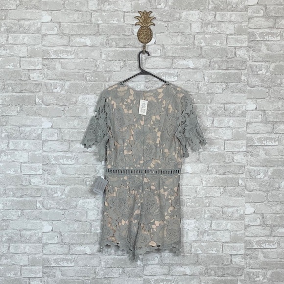 NWT Missguided Lace Laser Cut Ladder Stitch Romper In Grey - Picture 6 of 7